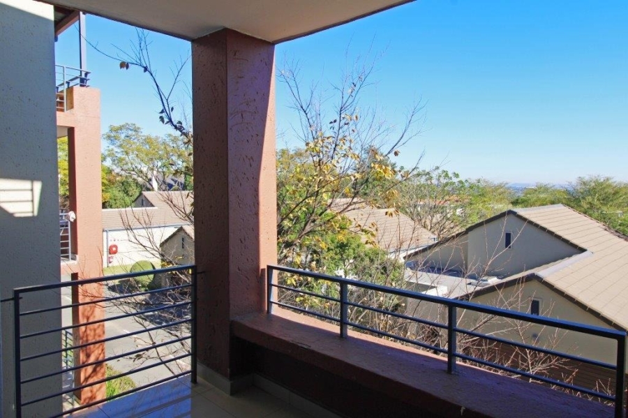 To Let 2 Bedroom Property for Rent in Bryanston West Gauteng