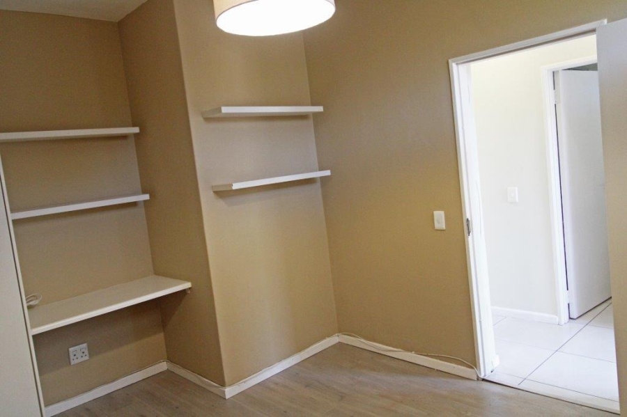 To Let 2 Bedroom Property for Rent in Bryanston West Gauteng
