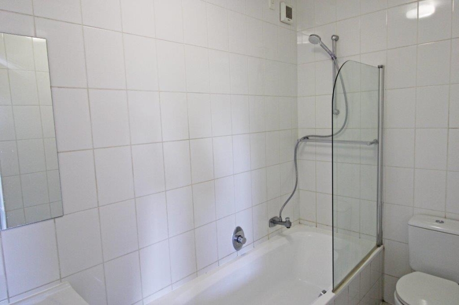 To Let 2 Bedroom Property for Rent in Bryanston West Gauteng