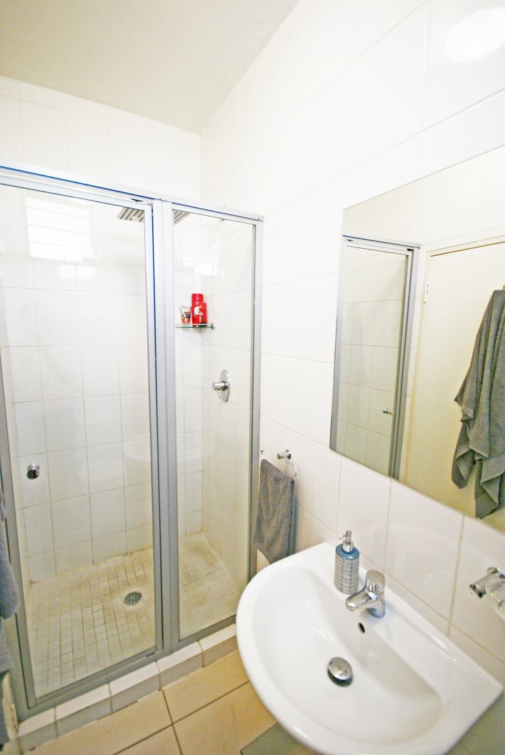 To Let 2 Bedroom Property for Rent in Bryanston West Gauteng