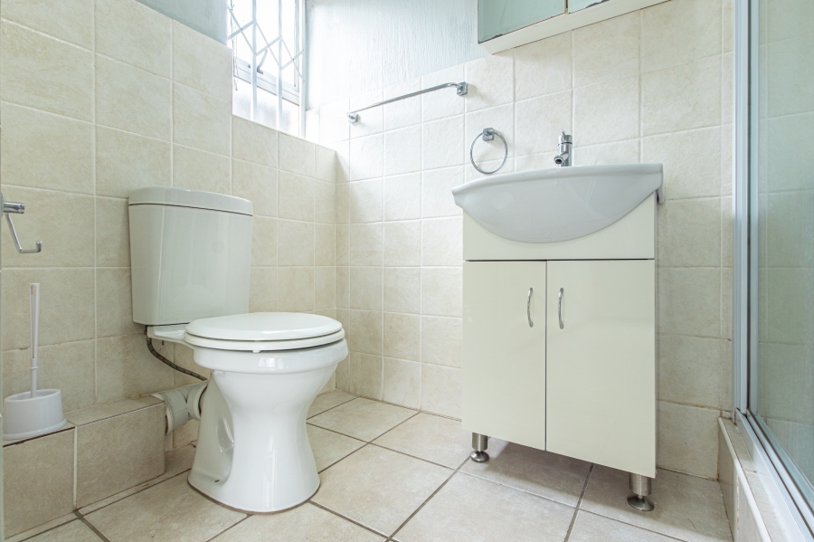 To Let 2 Bedroom Property for Rent in Randpark Ridge Gauteng