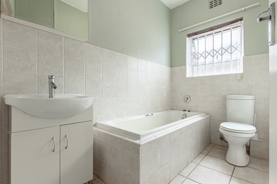 To Let 2 Bedroom Property for Rent in Randpark Ridge Gauteng