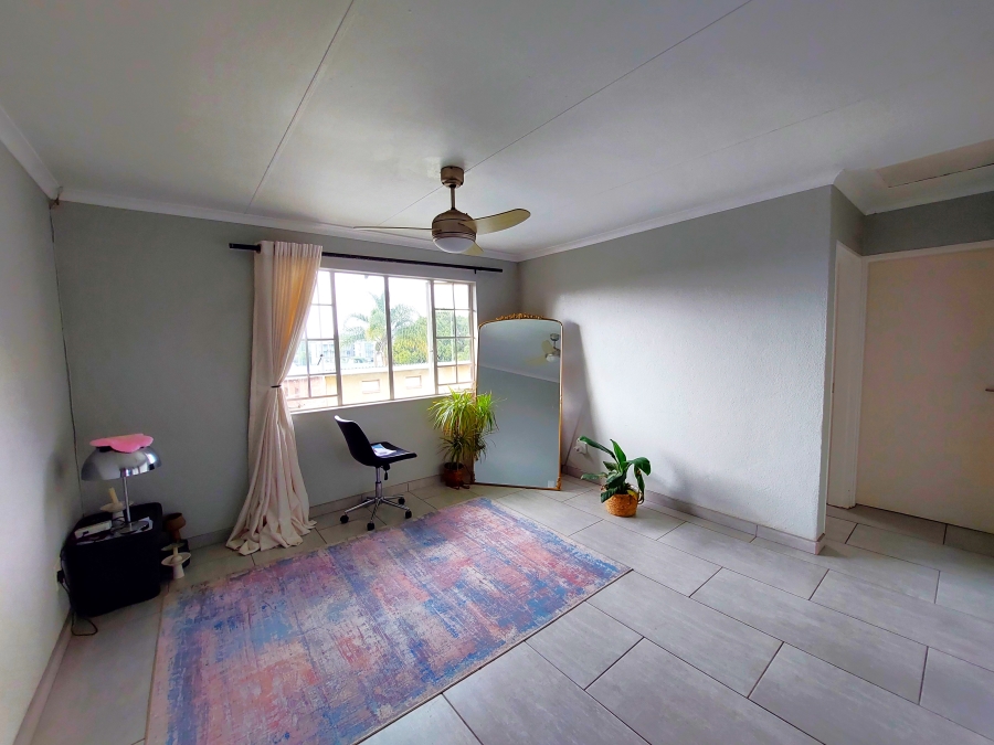 2 Bedroom Property for Sale in Groenkloof Gauteng
