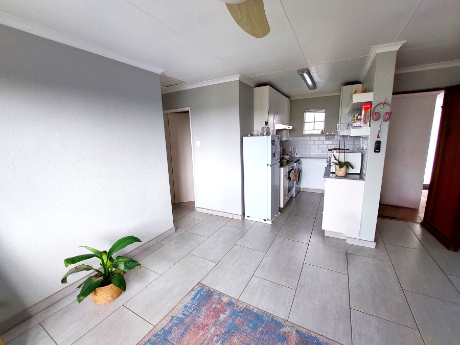 2 Bedroom Property for Sale in Groenkloof Gauteng