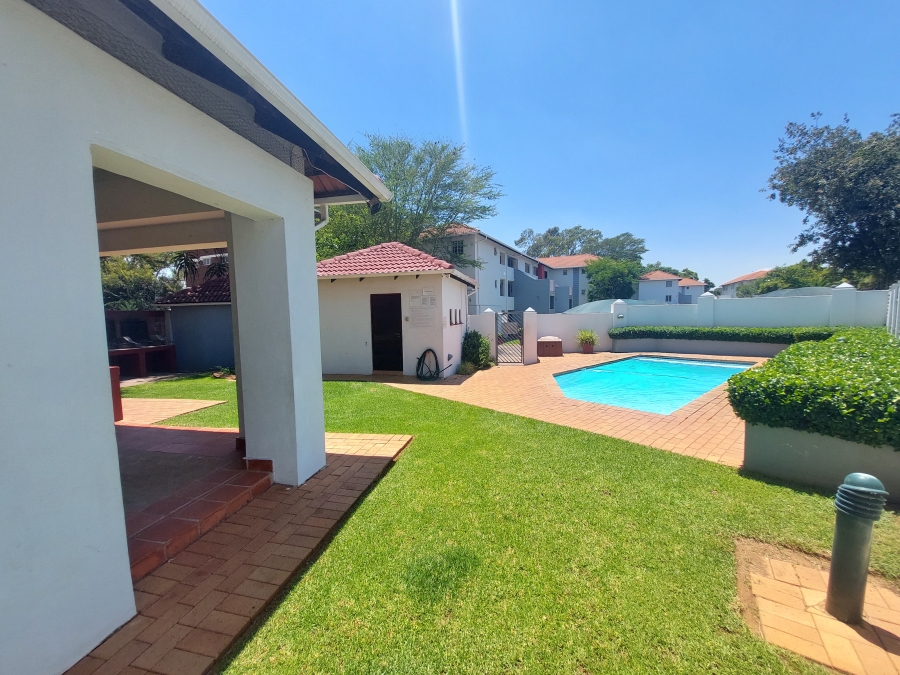 2 Bedroom Property for Sale in Groenkloof Gauteng