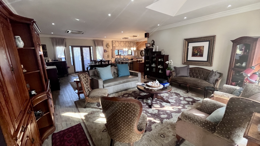 8 Bedroom Property for Sale in Bergtuin Gauteng