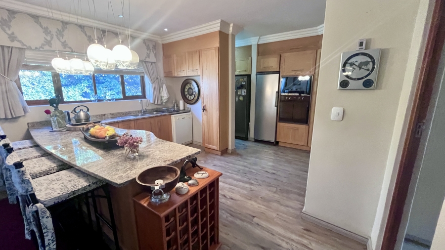 8 Bedroom Property for Sale in Bergtuin Gauteng