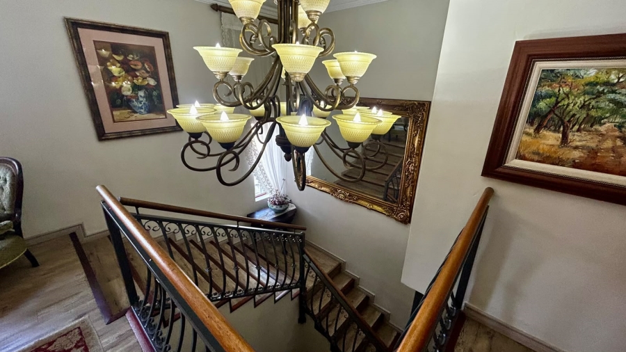 8 Bedroom Property for Sale in Bergtuin Gauteng