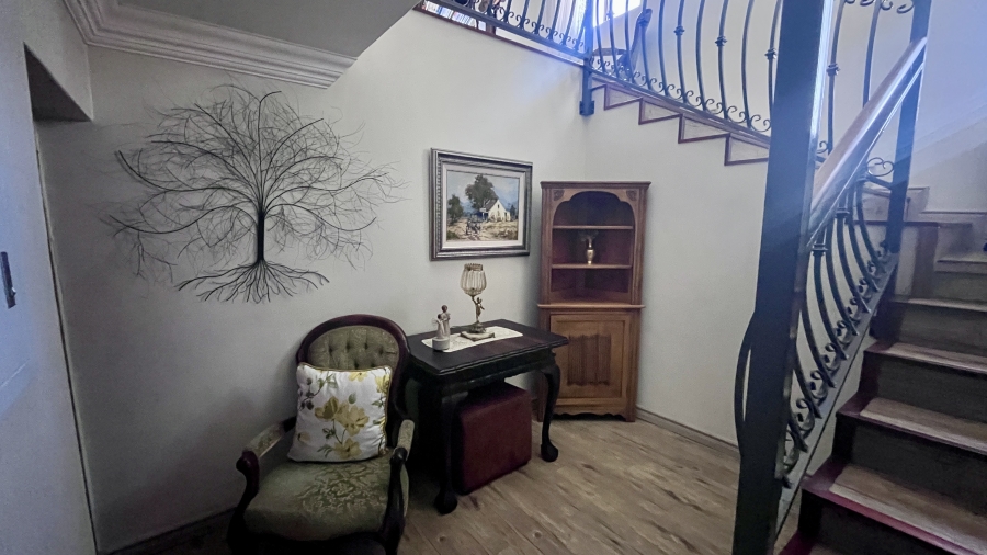 8 Bedroom Property for Sale in Bergtuin Gauteng