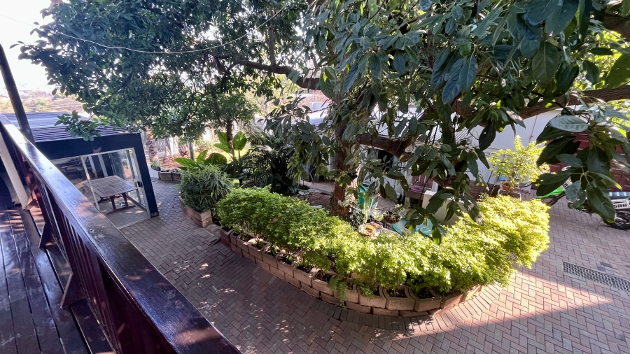 8 Bedroom Property for Sale in Bergtuin Gauteng