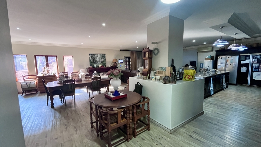 8 Bedroom Property for Sale in Bergtuin Gauteng