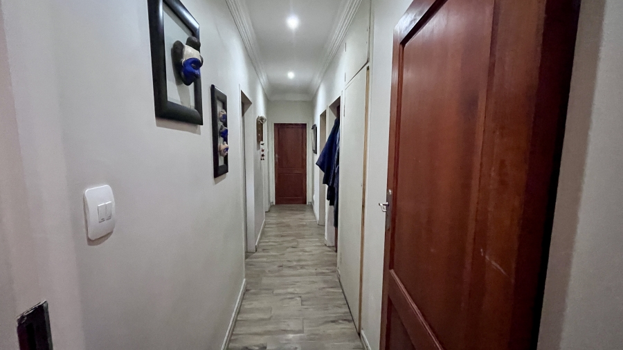 8 Bedroom Property for Sale in Bergtuin Gauteng