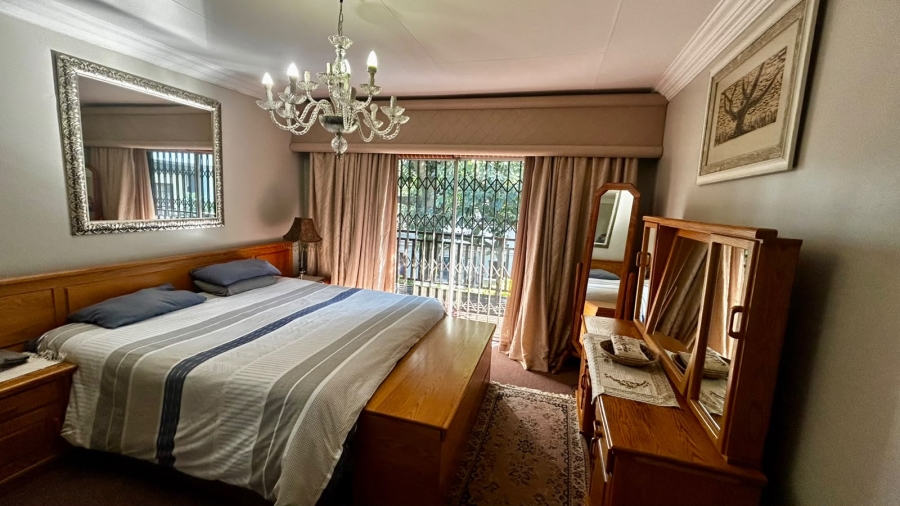 8 Bedroom Property for Sale in Bergtuin Gauteng