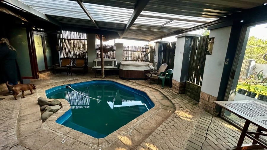 8 Bedroom Property for Sale in Bergtuin Gauteng
