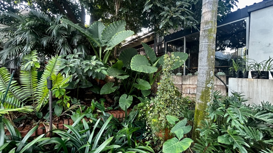 8 Bedroom Property for Sale in Bergtuin Gauteng