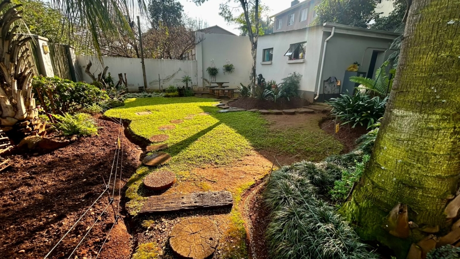 8 Bedroom Property for Sale in Bergtuin Gauteng