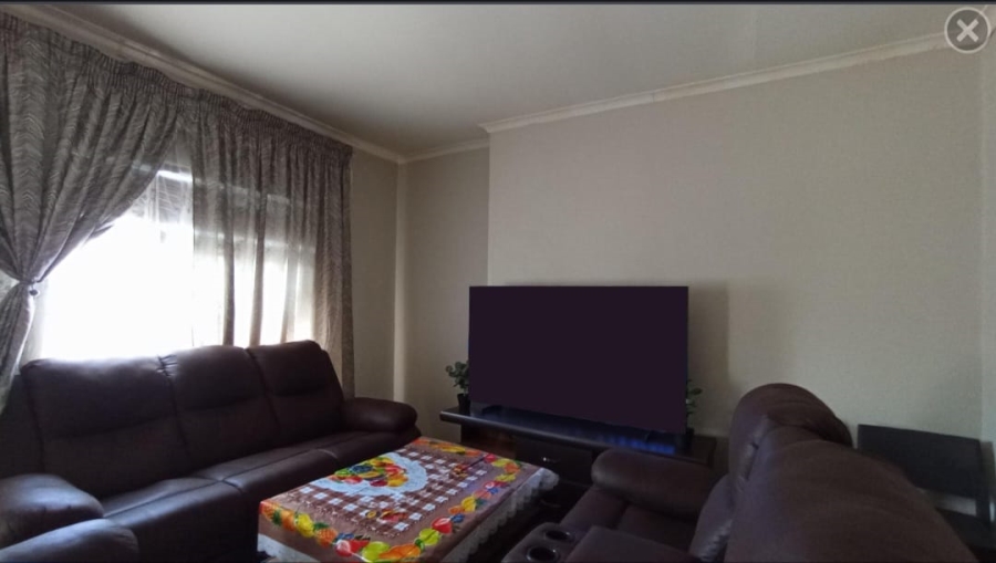 2 Bedroom Property for Sale in Randburg Central Gauteng