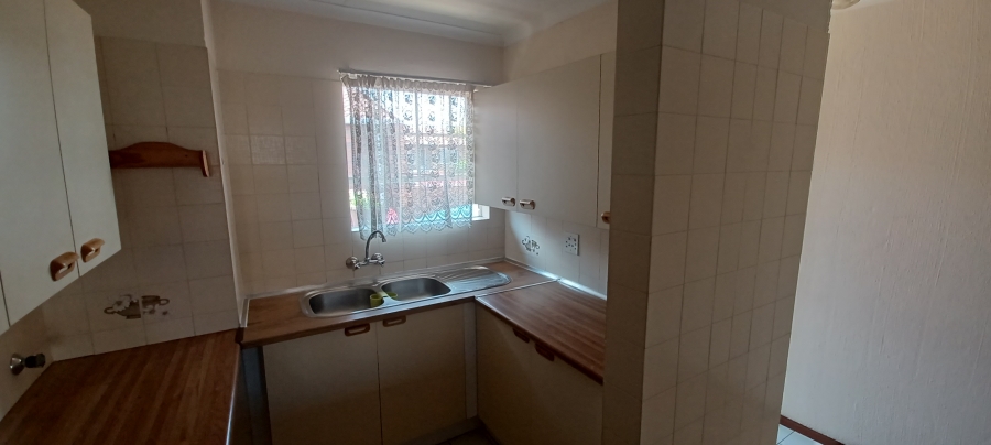 To Let 2 Bedroom Property for Rent in Ferndale Gauteng