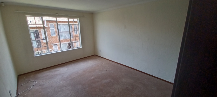 To Let 2 Bedroom Property for Rent in Ferndale Gauteng