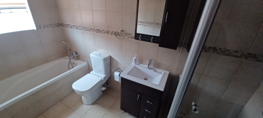 To Let 2 Bedroom Property for Rent in Ferndale Gauteng