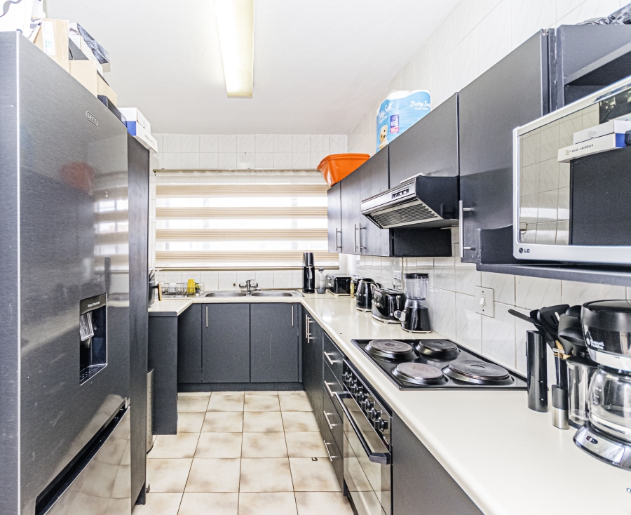 2 Bedroom Property for Sale in Florida Gauteng
