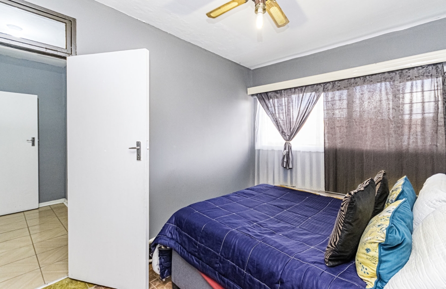 2 Bedroom Property for Sale in Florida Gauteng