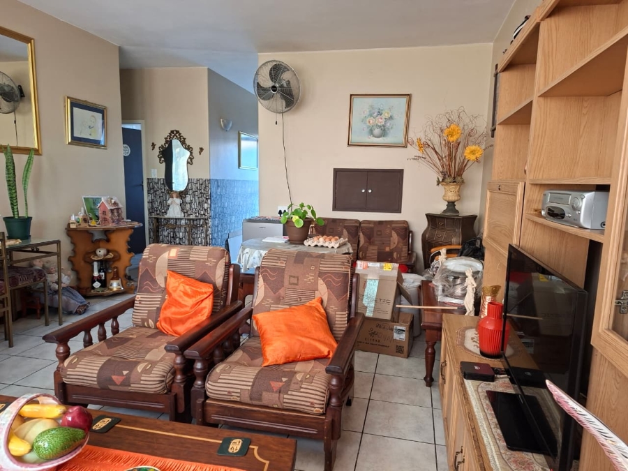 2 Bedroom Property for Sale in Vanderbijlpark CW 3 Gauteng