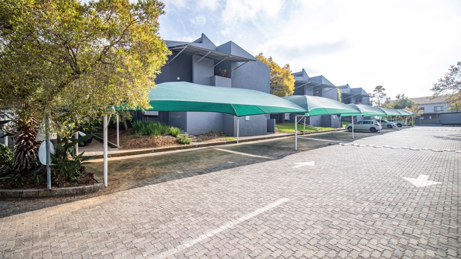 1 Bedroom Property for Sale in Glen Austin Gauteng