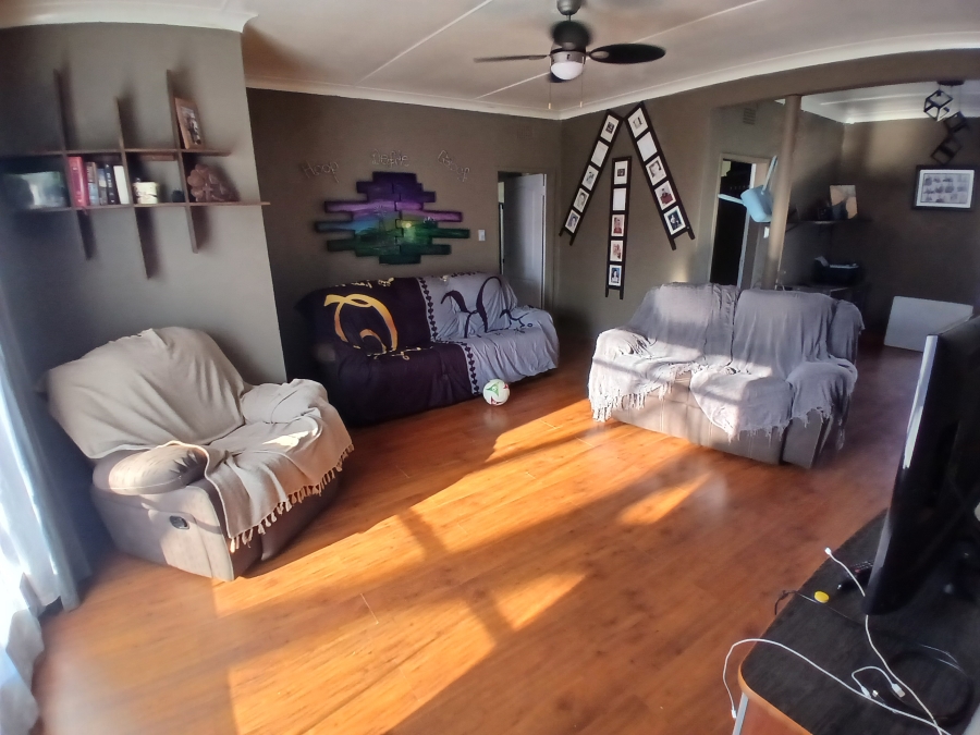 4 Bedroom Property for Sale in Three Rivers Gauteng