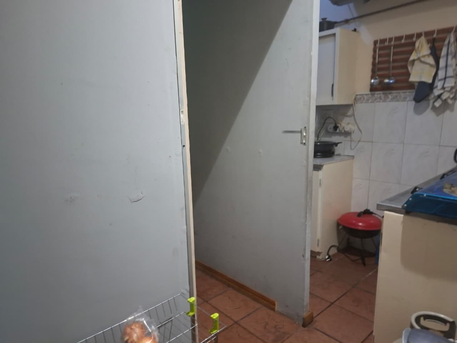 2 Bedroom Property for Sale in Vanderbijlpark Cw 6 Gauteng