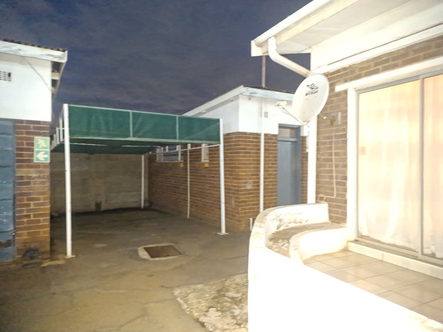 2 Bedroom Property for Sale in Vanderbijlpark Cw 6 Gauteng