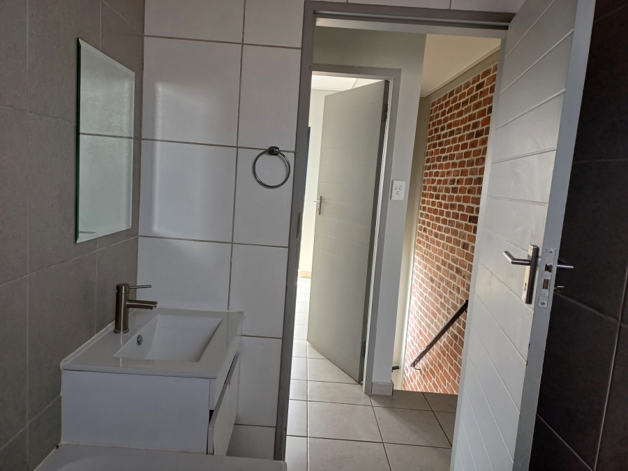 To Let 3 Bedroom Property for Rent in Albertsdal Gauteng