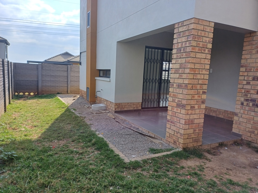 To Let 3 Bedroom Property for Rent in Albertsdal Gauteng