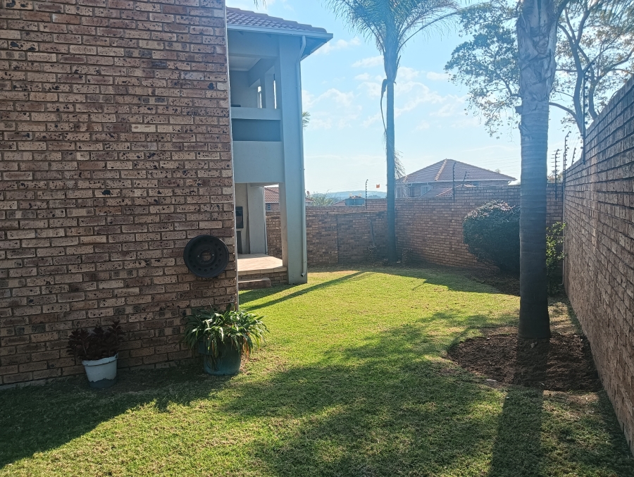 2 Bedroom Property for Sale in Raslouw A H Gauteng