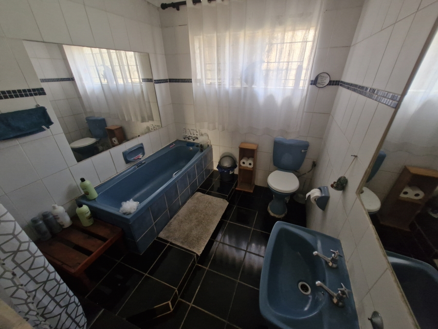 4 Bedroom Property for Sale in Rensburg Gauteng