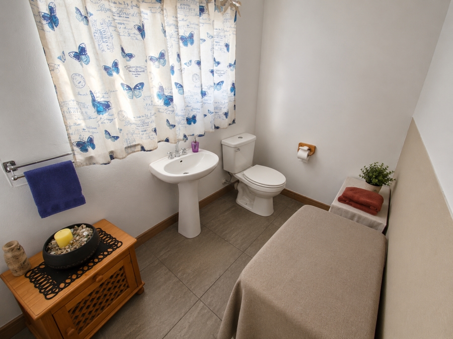 4 Bedroom Property for Sale in Rensburg Gauteng