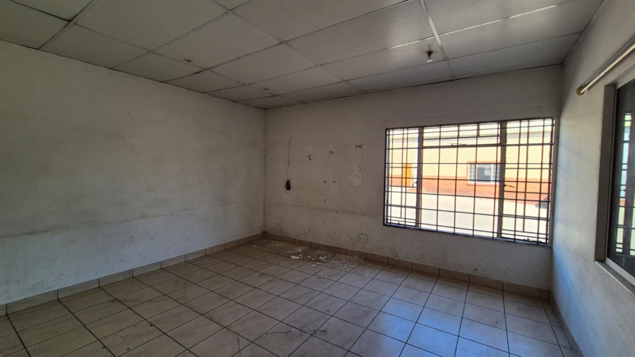To Let Commercial Property for Rent in Waltloo Gauteng