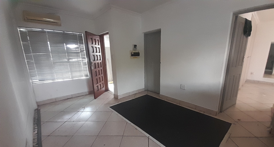 To Let Commercial Property for Rent in Rietfontein Gauteng