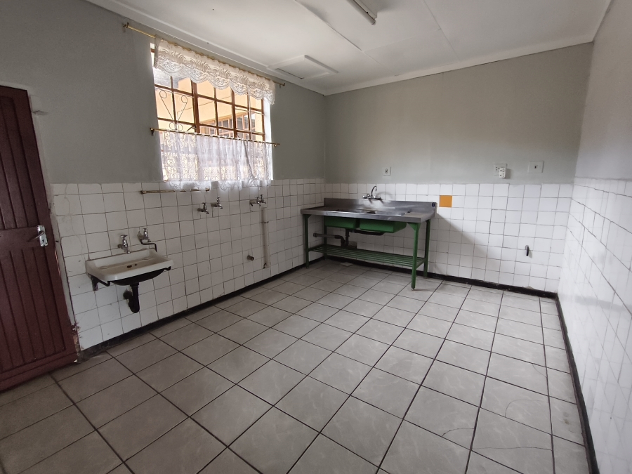Commercial Property for Sale in Laversburg Gauteng