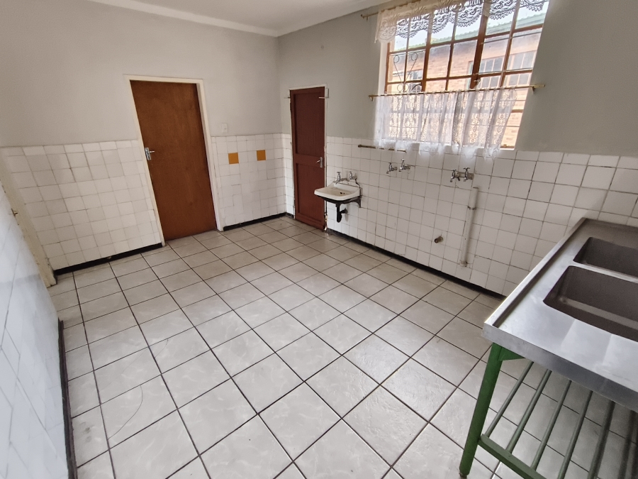 Commercial Property for Sale in Laversburg Gauteng