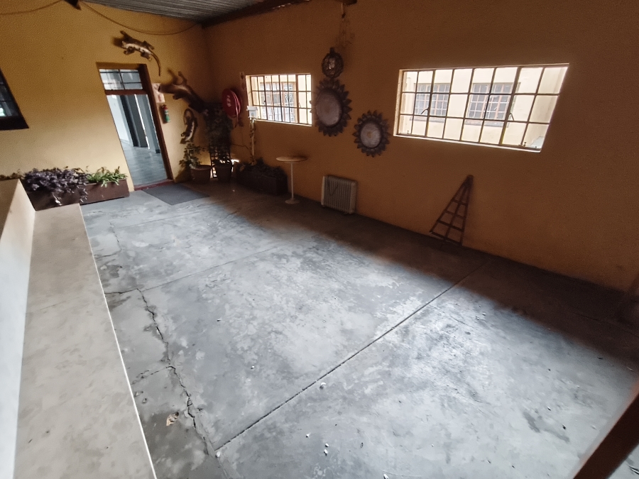 Commercial Property for Sale in Laversburg Gauteng