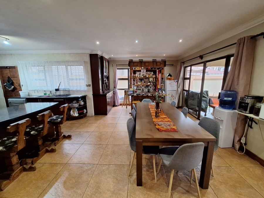 4 Bedroom Property for Sale in Vanderbijlpark SE 8 Gauteng