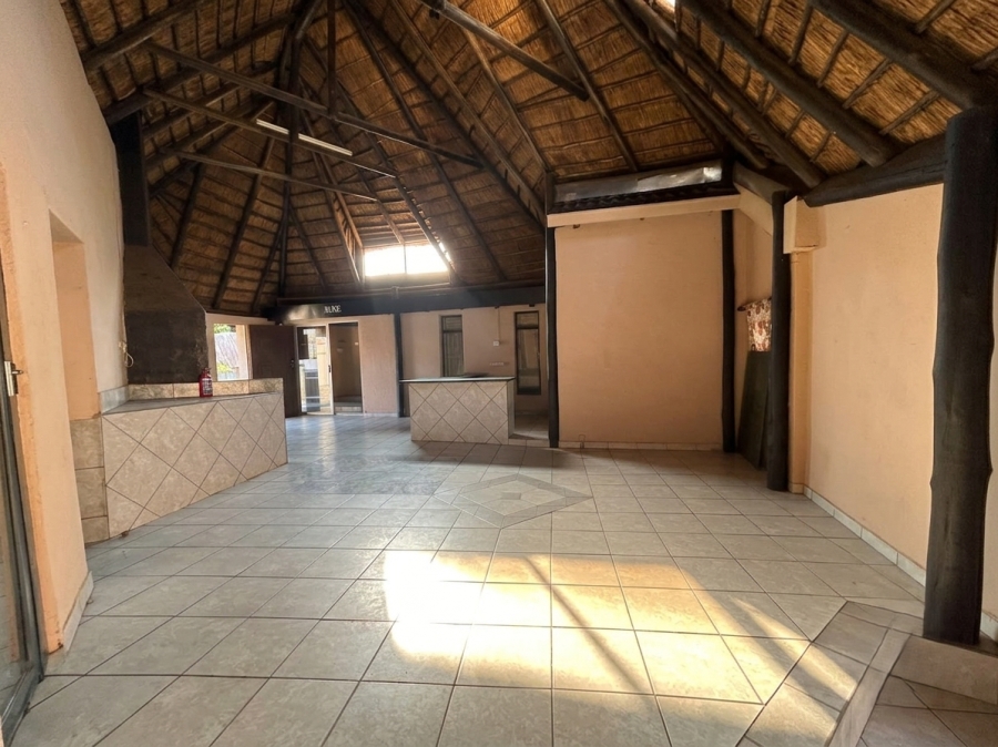 To Let 3 Bedroom Property for Rent in Zuurfontein Gauteng