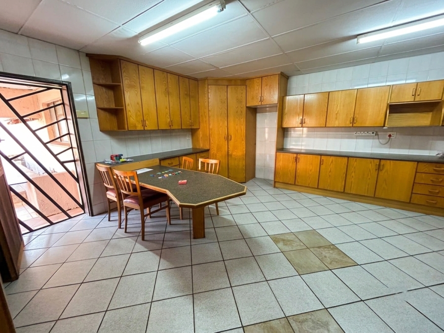 To Let 3 Bedroom Property for Rent in Zuurfontein Gauteng