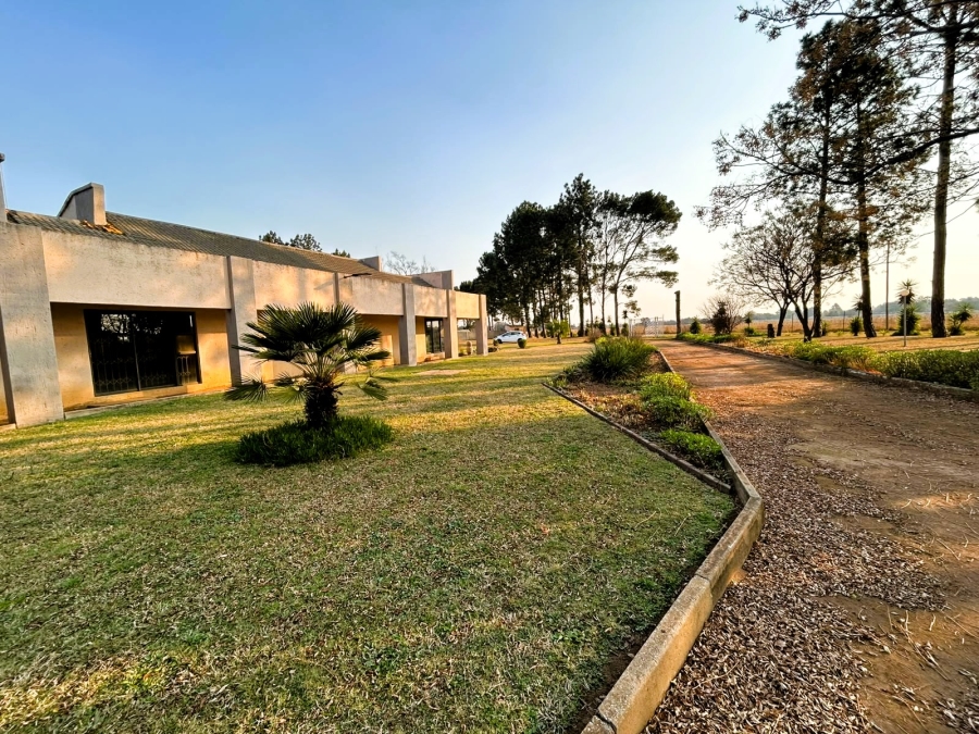 To Let 3 Bedroom Property for Rent in Zuurfontein Gauteng