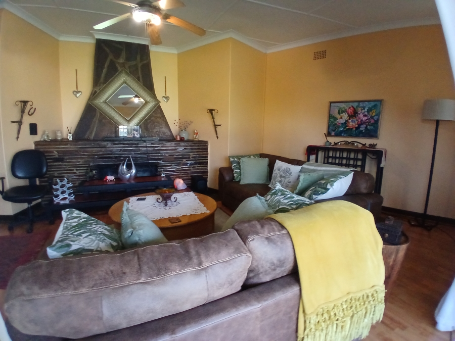 4 Bedroom Property for Sale in Florentia Gauteng