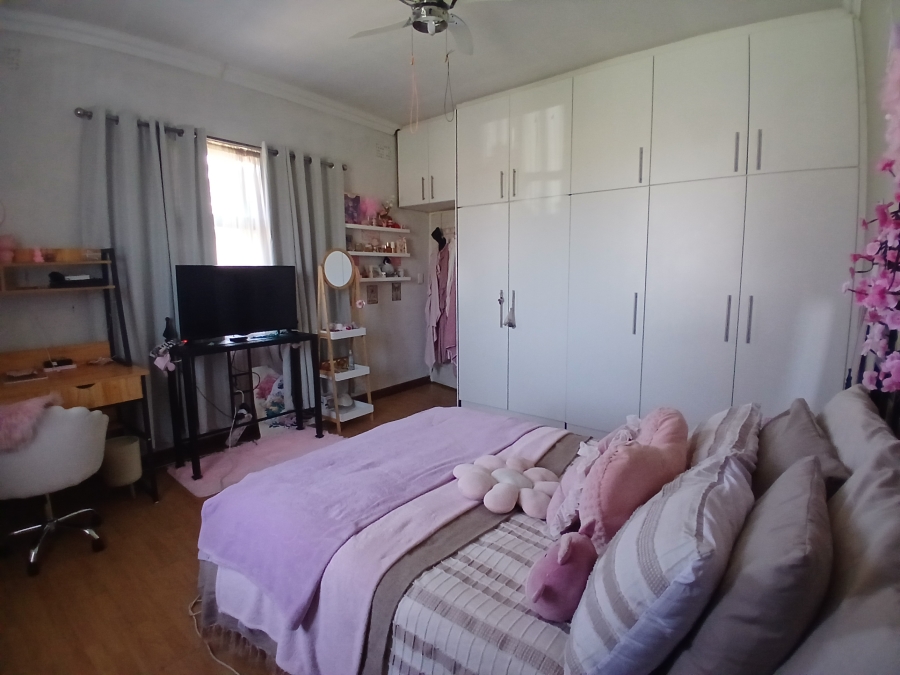 4 Bedroom Property for Sale in Florentia Gauteng