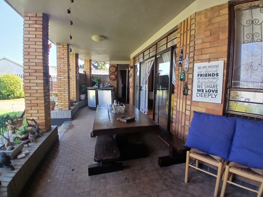 4 Bedroom Property for Sale in Florentia Gauteng