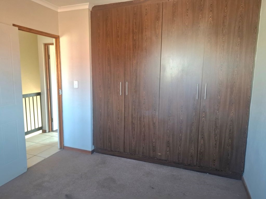 2 Bedroom Property for Sale in Greenhills Gauteng