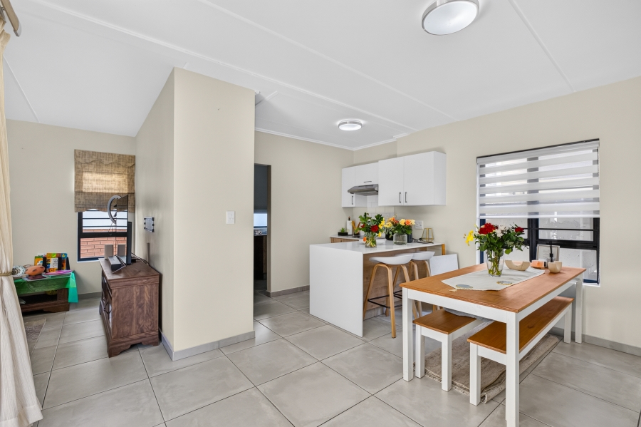 3 Bedroom Property for Sale in Maroeladal Gauteng